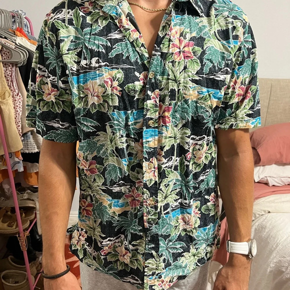 MENS aloha button up - Picture 4 of 16